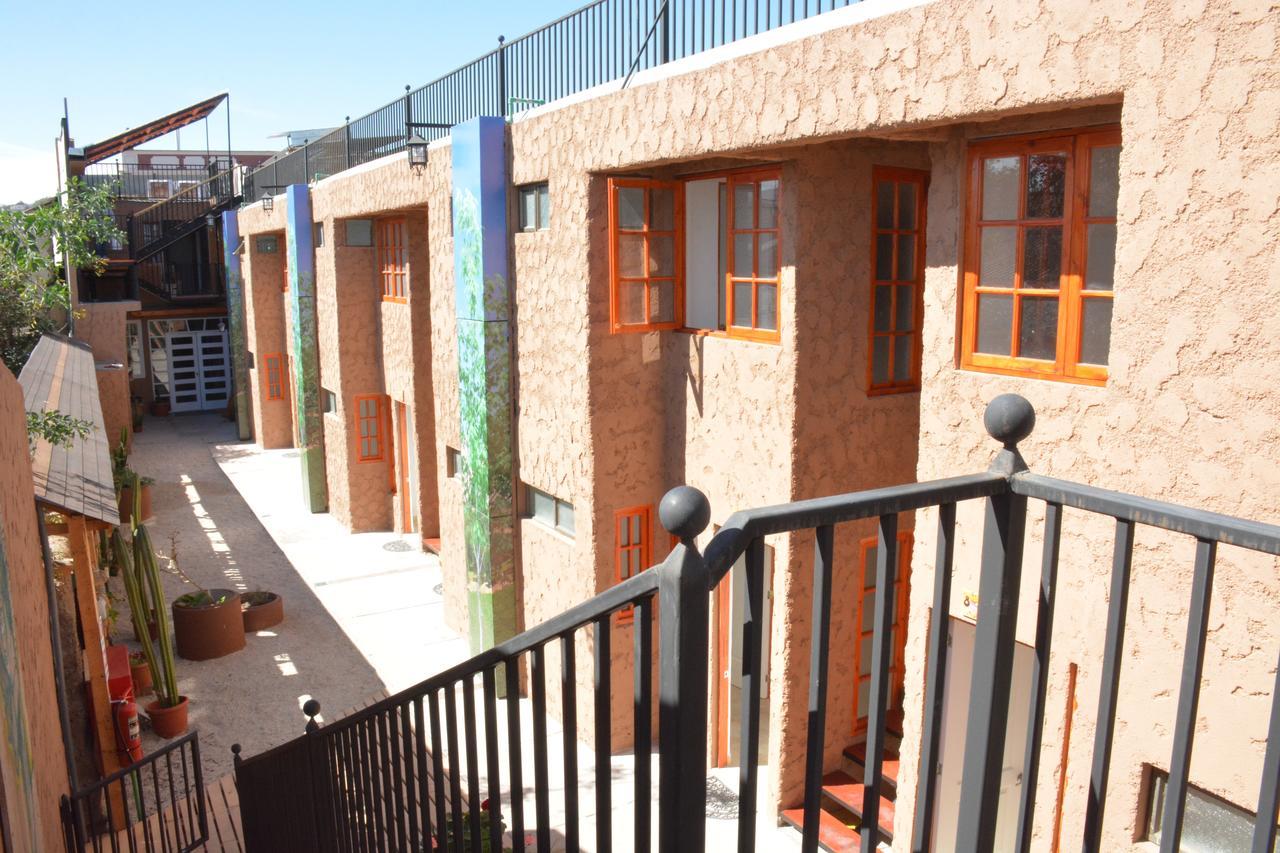 Hostal Valle Mistral 拉塞雷纳 外观 照片