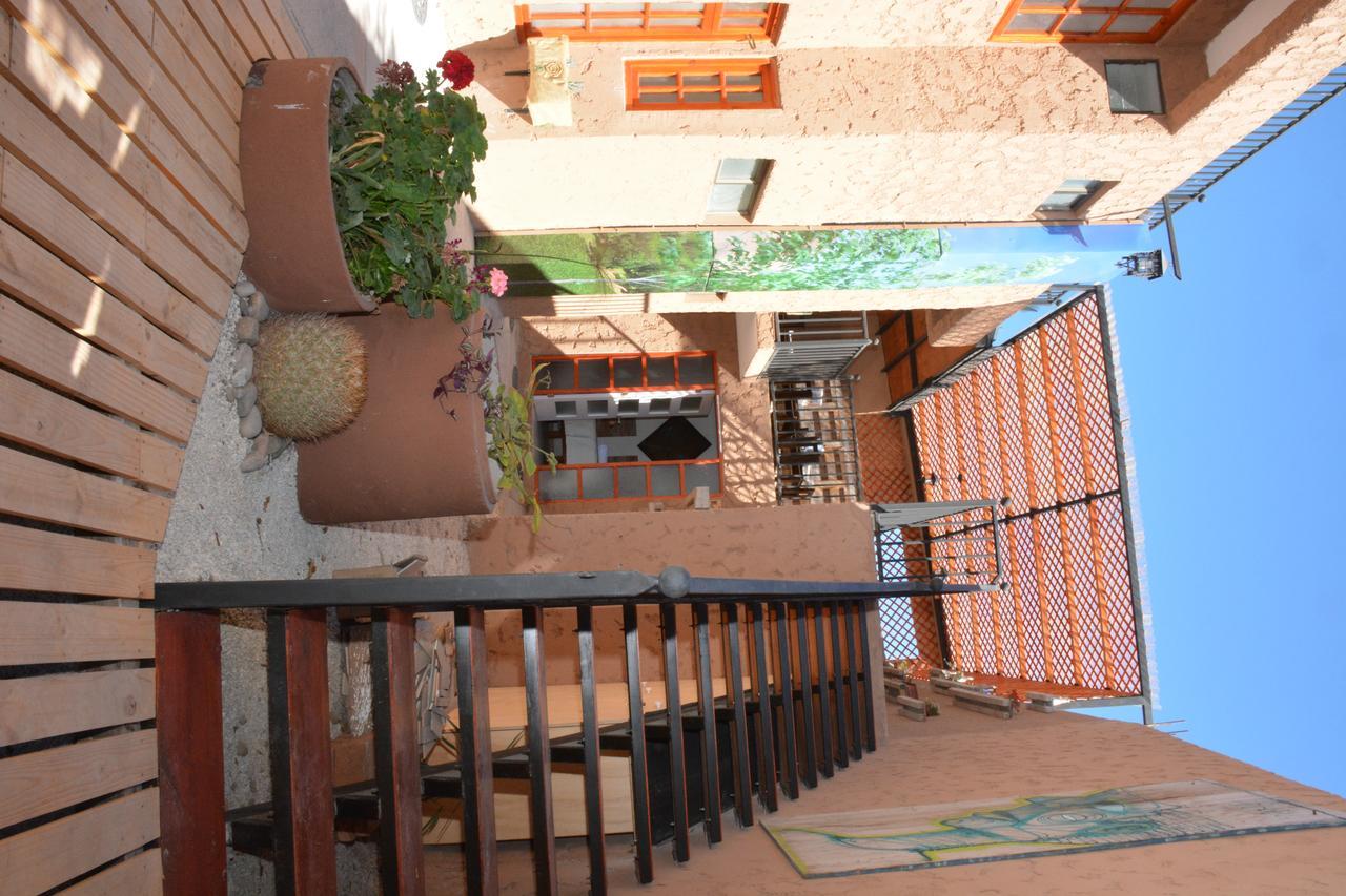 Hostal Valle Mistral 拉塞雷纳 外观 照片