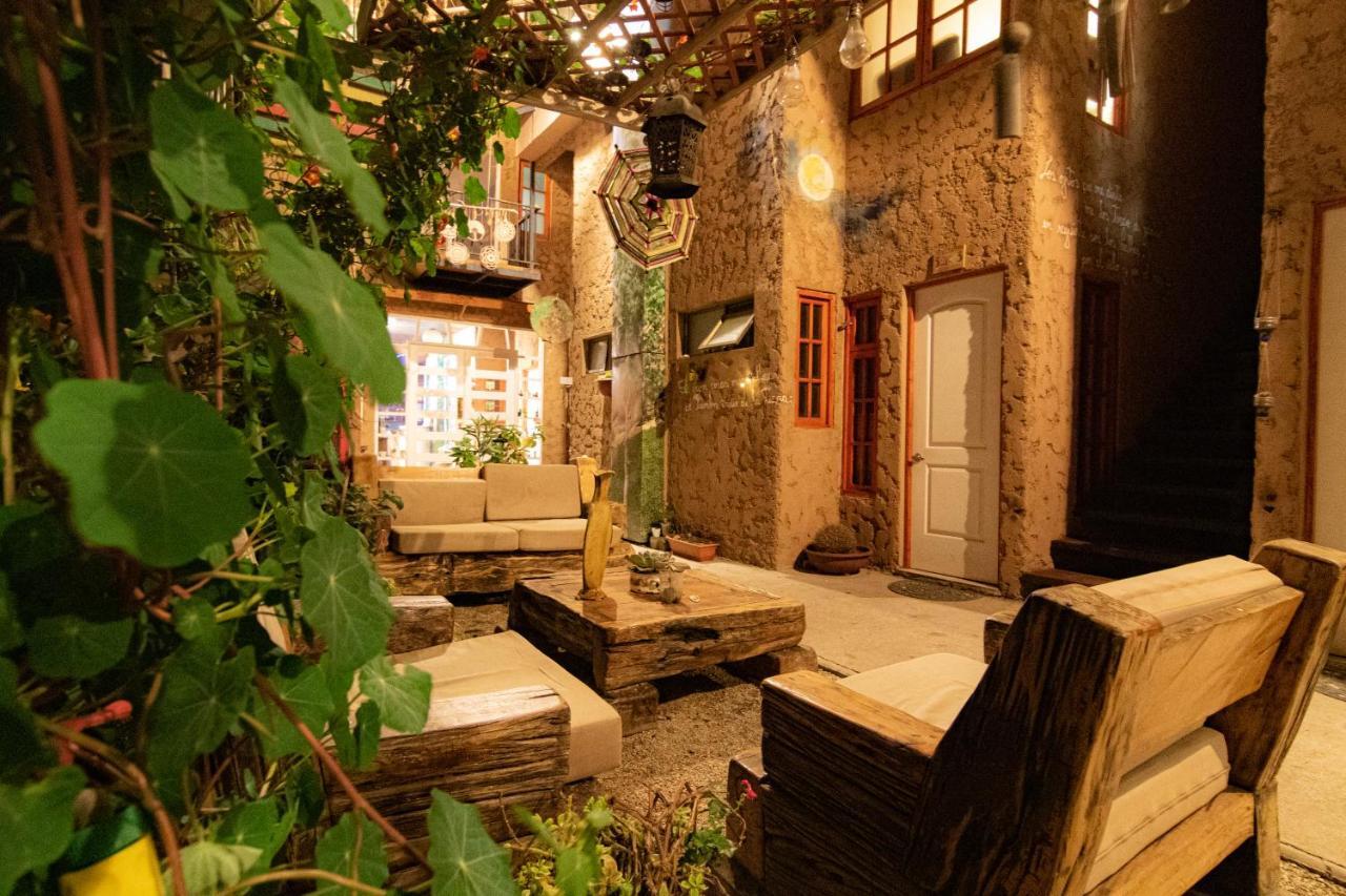 Hostal Valle Mistral 拉塞雷纳 外观 照片
